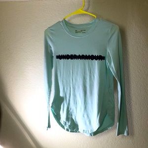 Under Armour Long Sleeve T-Shirt Size XS